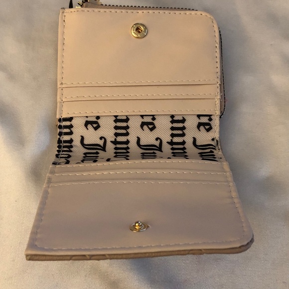 Juicy Couture Cafe Upgrade U L-Zip Faux Leather Card Case NWT - Picture 12 of 16
